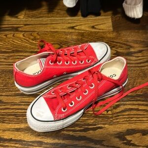 red low top platform converse